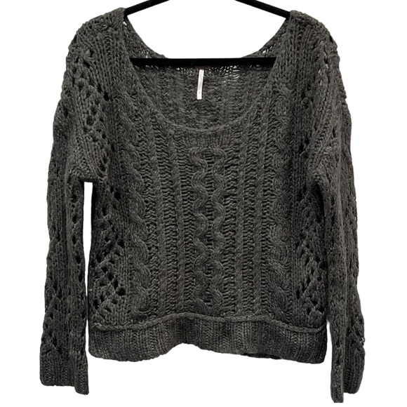 Free People Sweaters - Free People Gray Cable Knit Long Sleeve Sweater Small